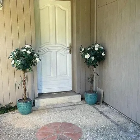 Дом отдыха In Dordogne With Pool & Bubble Bath Caniac-du-Causse