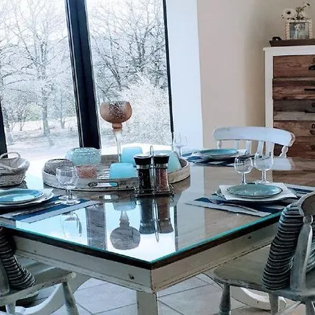 In Dordogne With Pool & Bubble Bath