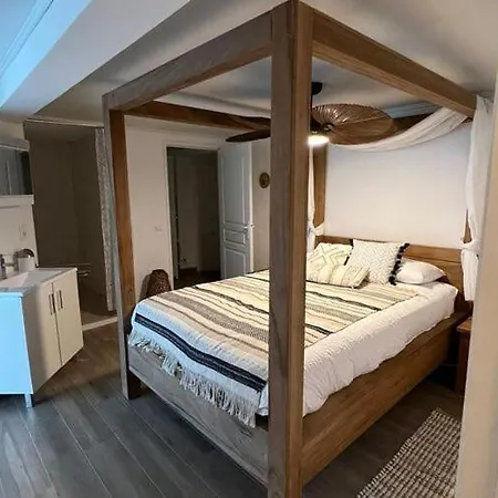 In Dordogne With Pool & Bubble Bath Ferienhaus Caniac-du-Causse