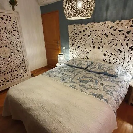 In Dordogne With Pool & Bubble Bath Ferienhaus