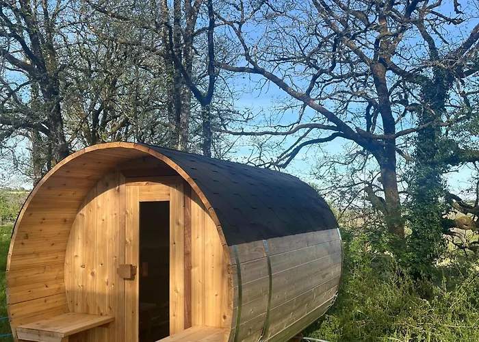 In Dordogne With Pool & Bubble Bath Prázdninový dům *